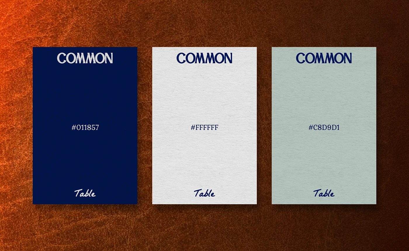 Common Table — 원문 색상표. 남색 #011857, 흰색, 옅은 세이지 #C8D9D1