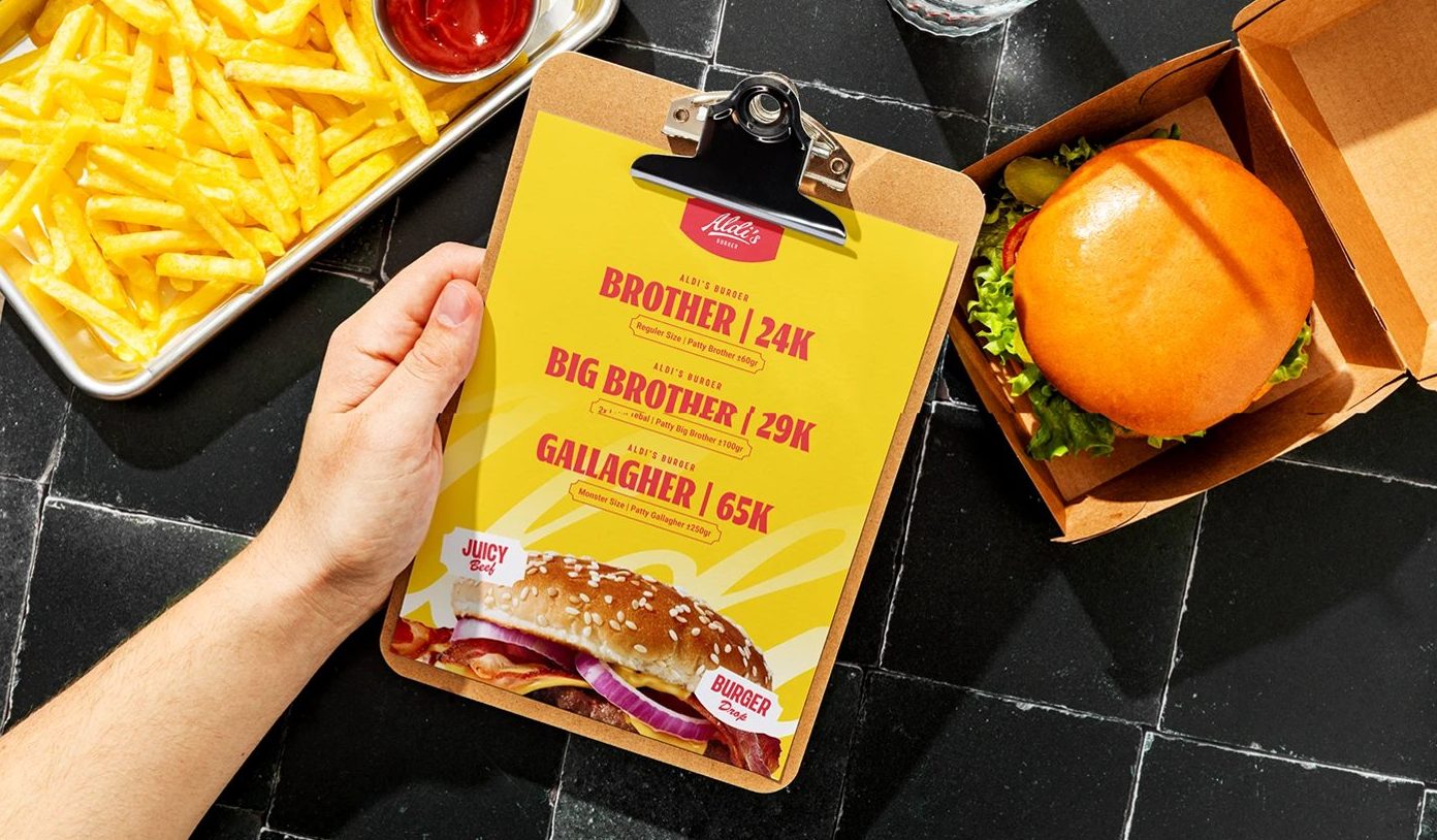 Aldi's Burger Visual Identity — 노란 메뉴판. BROTHER 24K, BIG BROTHER 29K, GALLAGHER 65K