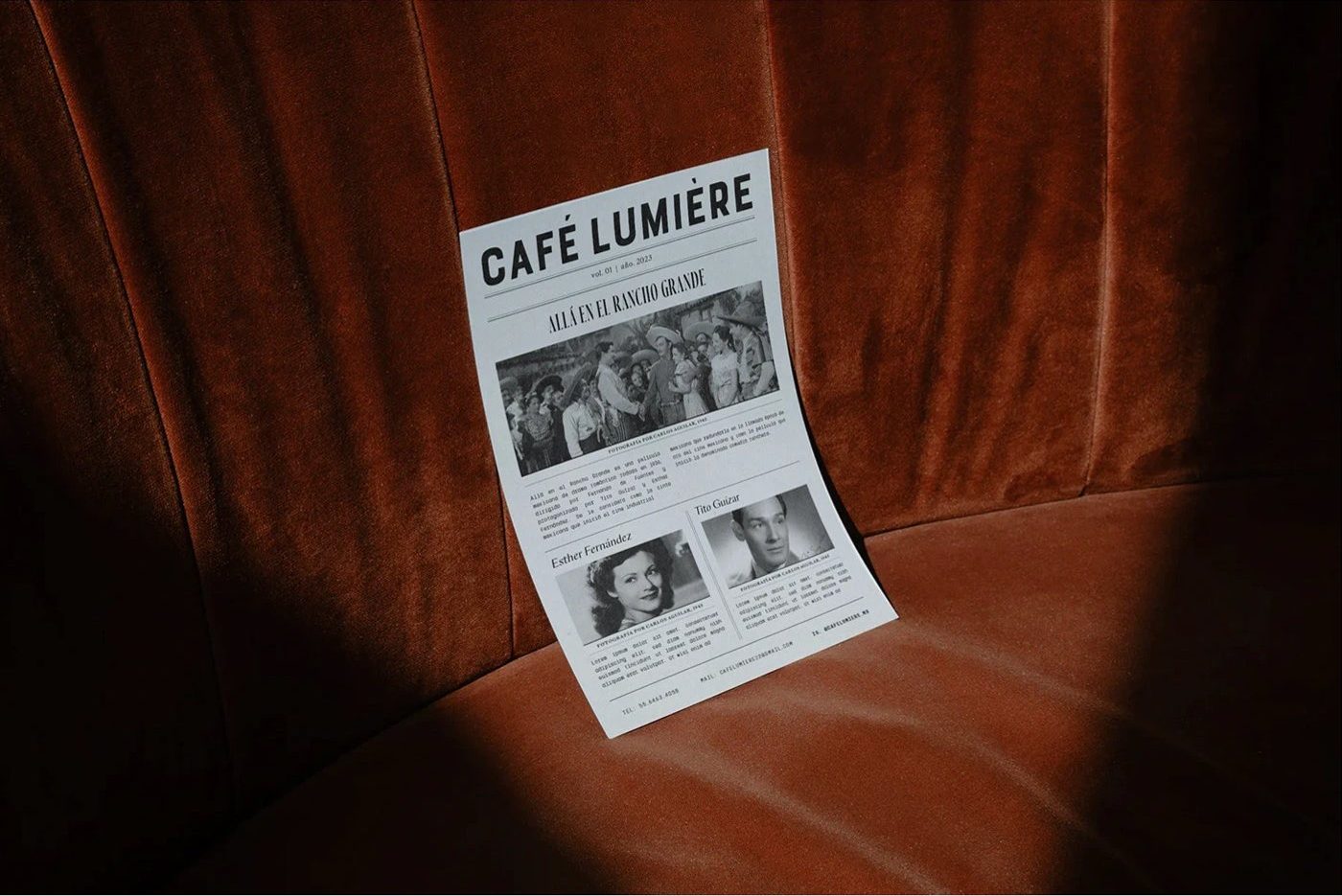 Café Lumière — 옛 신문 꼴로 만든 소식지