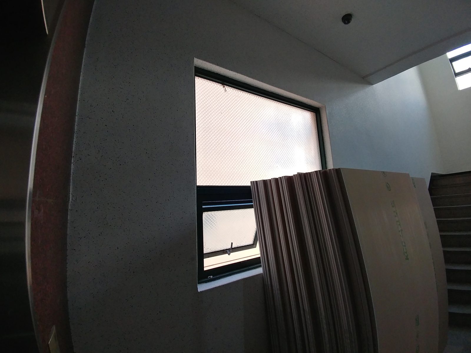 테리베리 대구 달서점 시공 — 계단실 벽체 정리